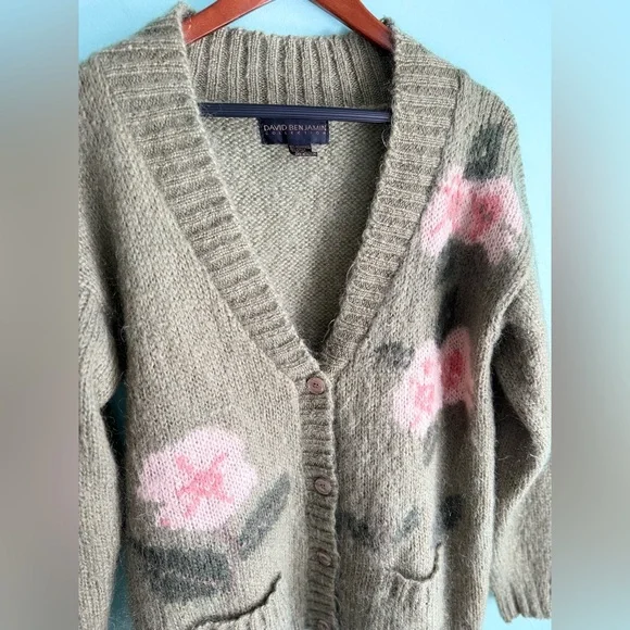 David Benjamin Cardigan Sweater (M) - Picture 3 of 6